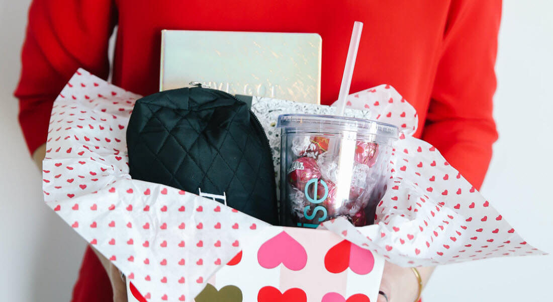 Gift Ideas For Friends Valentines
 Cute Valentine s Gift Ideas For Your BFF From Pretty & Fun
