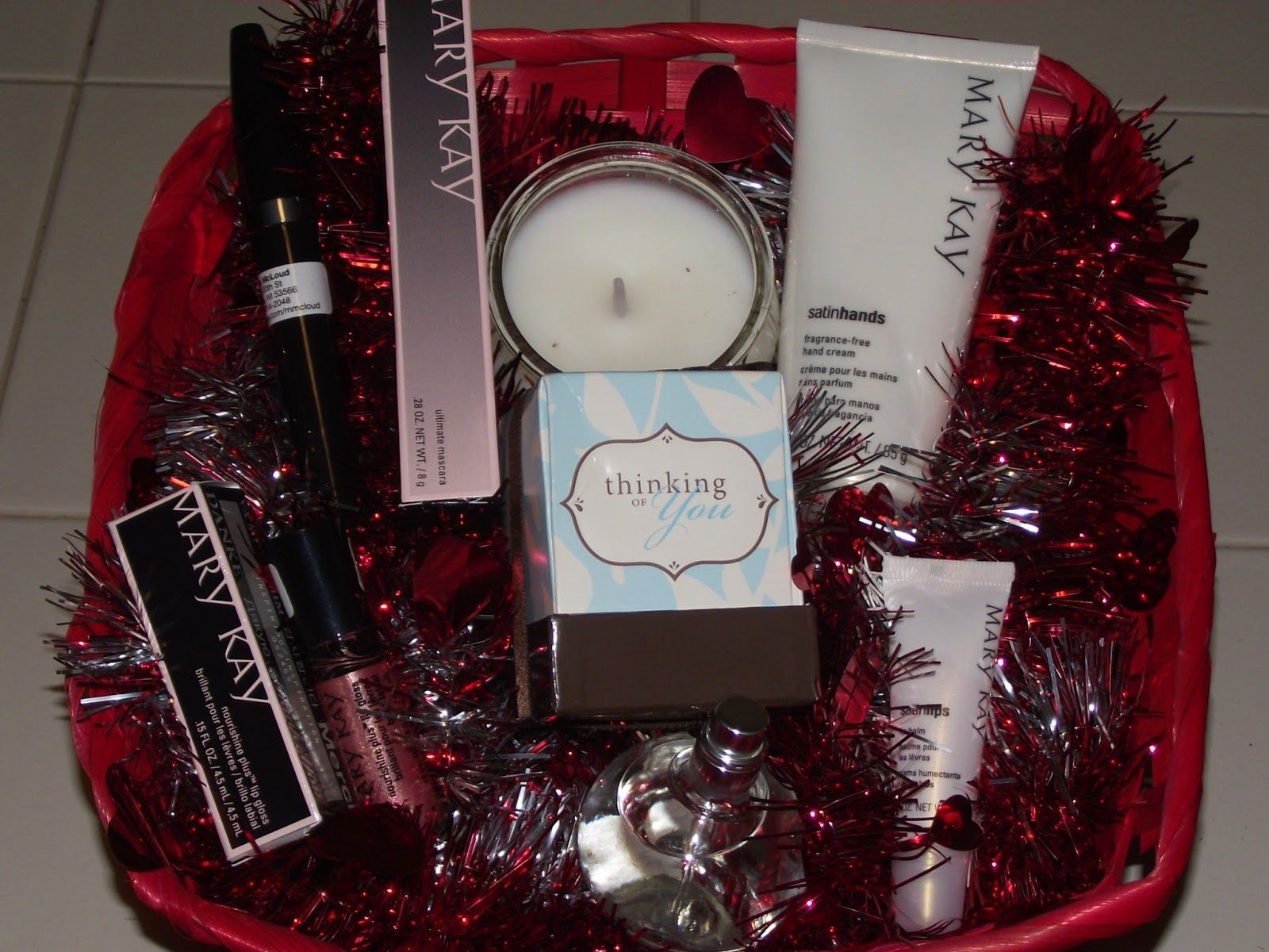 Mary Kay Valentine Gift Ideas
 Small Gift Basket