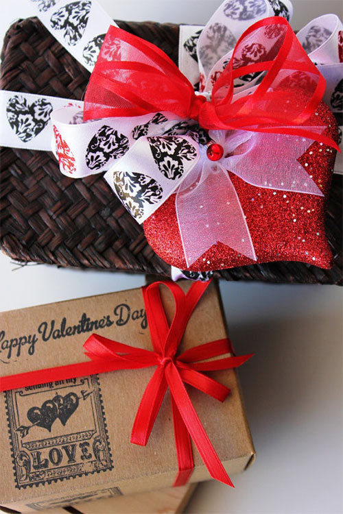 Valentine Gift Ideas For Girls
 New Romantic Valentine’s Day Gift Basket Ideas 2014