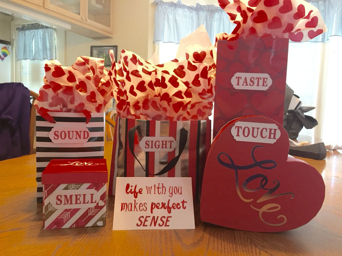 Valentine Gift Ideas For Husbands
 Valentine Card Design 5 Senses Valentine Ideas For Husband