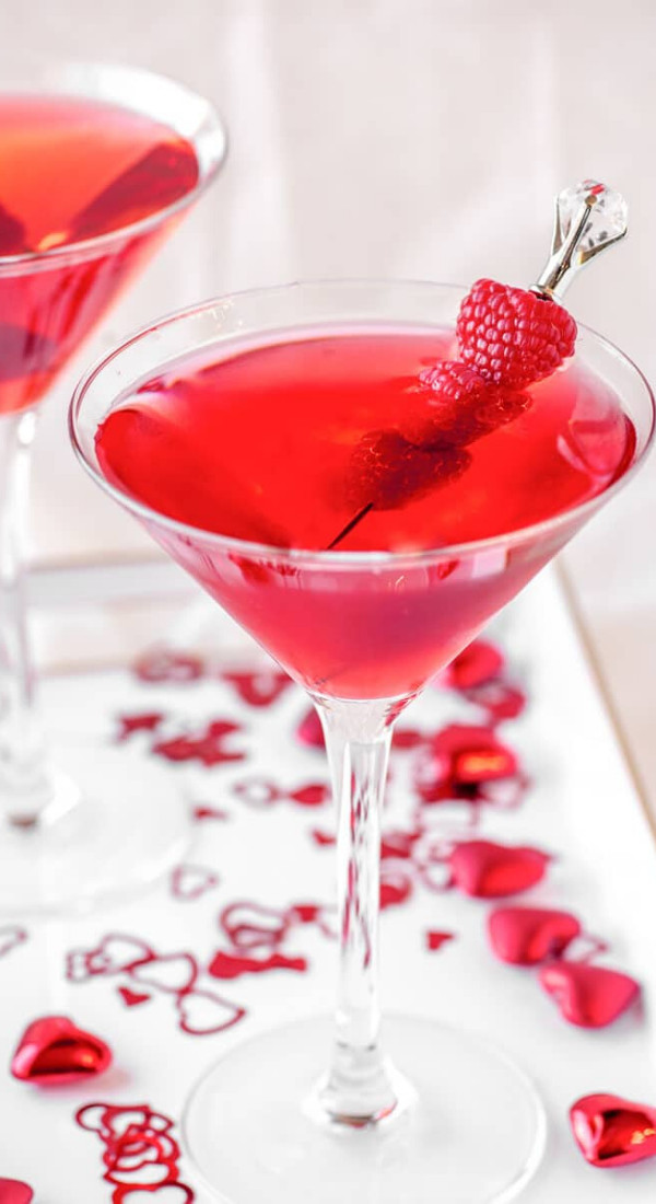 Valentines Day Drinks
 16 Romantic Valentine s Day Cocktails for Your Special Moments